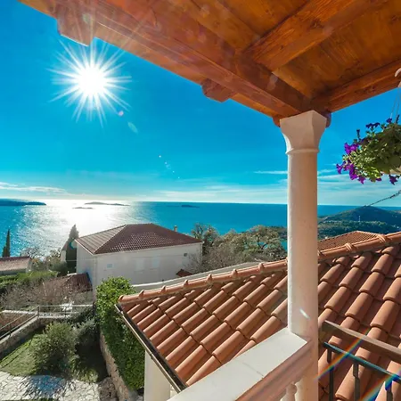 Platanus With Private Pool & Sea View Villa