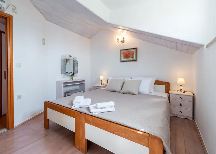 Villa Platanus With Private Pool & Sea View Mlini