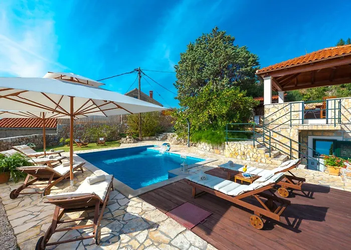 Platanus With Private Pool & Sea View * Mlini