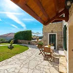 Platanus With Private Pool & Sea View *