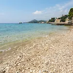 Platanus With Private Pool & Sea View Вилла *