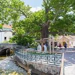 Platanus With Private Pool & Sea View Вилла *