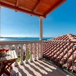 Вилла Platanus With Private Pool & Sea View *