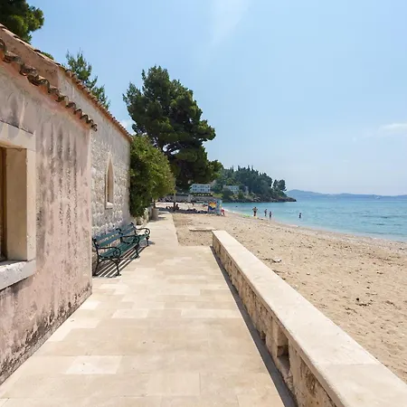 Platanus With Private Pool & Sea View