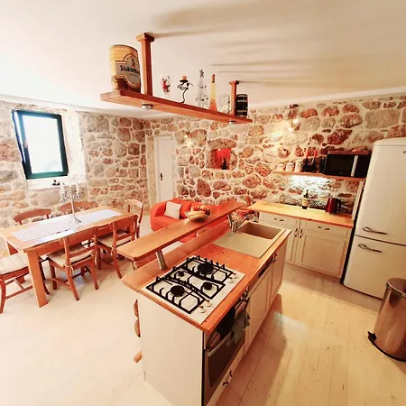 Villa Platanus With Private Pool & Sea View Mlini