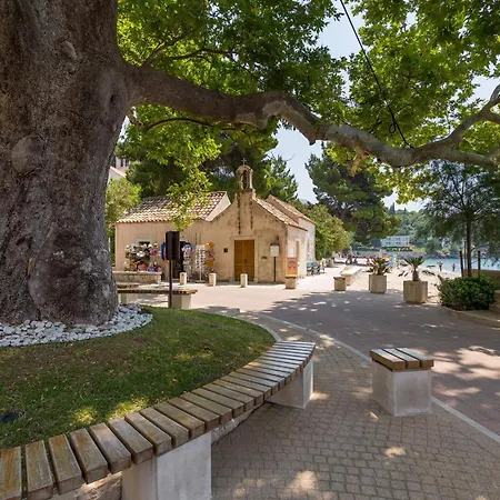 Platanus With Private Pool & Sea View Mlini