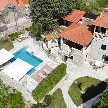 Platanus With Private Pool & Sea View Villa Mlini