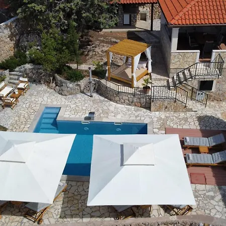 Platanus With Private Pool & Sea View Villa Mlini