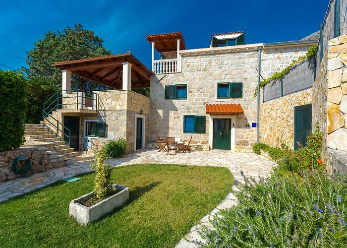 Platanus With Private Pool & Sea View *
