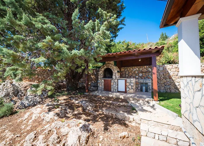 Platanus With Private Pool & Sea View * Mlini